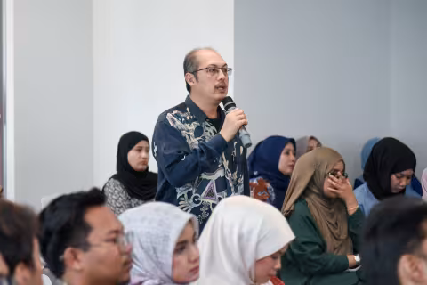 Town Hall RAC Bil.4 2025